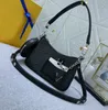 Moda tasarımcıları kadın çanta omuz çantaları lüksler bayan crossbody highs kaliteli klasik çiçek mektup deri meslekler cüzdan zincirleri marelle totes m20998-7