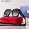 2022 nuovi occhiali da sole Occhiali da sole da donna occhiali da sole ad alta voce grande schermo quadrato occhiali rossi tiktok luce piatta due per uno