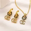 Boucles d'oreilles Collier Ensembles de bijoux femmes de luxe viviene westwood collier femme canal Titane acier circulaire incrusté de T zircon Plaqué Or 18K Fête d'anniversaire