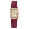 Armbandsur Retro Classic Ladies Square Head Leather Belt Quartz Watch Armband Set Fashion Gift