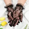 Rękawiczki sportowe 2Pairs moda seksowna długość nadgarstka Kobiety Bride Black Lace Mittens do imprezowych akcesoriów ochrony przeciwsłonecznej.