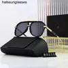 2022 New Box Sunglasses Женские уличные стрельба с стрельбой на улице Популярны в Интернете, то же самое стиль.