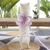 犬の襟子犬猫服チェストストラップ調整可能な花柄のペットハーネスドレスドレス小さなレーススカート牽引ロープ用品