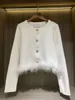 Kvinnors kostymer Blazers Luxury Feather Short Woolen Coat Women Winter High-End Socialite Western Style All-Matching White Wool Jacket Top Casacas C1004