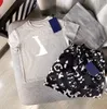 babykläder t shirt barn designer set barn set småbarn kläder 2-11 åldrar tjej pojke t shirt lyx sommar shorts ärm med bokstäver taggar klassisk aaa dhgate