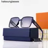 2022 nuovi OCCHIALI DA SOLE GRADIENTI occhiali polarizzanti scatola parasole moda occhiali da sole da donna due per uno