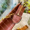 Klassisk halmväska Kvinnor Designer Bag Luxury Letter Crossbody Bags Metal Högkvalitativ Messenger Väskor Fashion Double Chain Wallet Wallet