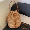 Bolsas noturnas de palha de alta capacidade de palha de palha feminina bolsa de balde feminina bolsas tecidas Casual Boho Beach Crossbody