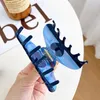 Nieuw creatief ontwerp Grote 8,8 cm Love-Heart Spliting Haarspeld Fashion Azijnzuur Shark Clip Haaraccessoires voor vrouw