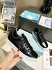 Tasarımcı Erkek Kadınlar Sıradan Ayakkabı Lüks Downtown Deri Deri Deri Deri Nefes Alabilir Çift Küçük Beyaz Ayakkabı Moda Açık Hava Spor Ayakkabıları