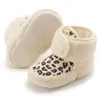 Premiers marcheurs hiver bébé chaussures chaussons léopard éléments classiques chaud peluches anti-dérapant bébé berceau coton bottes de neige