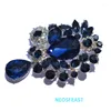 Broches de aleación de Color azul con diamantes de imitación florales para mujer, elegante ramillete de cristal, regalos de fiesta para mujer, accesorio de vestido, joyería clásica