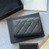 Die besten Klappscheiben -Wallets Luxus -Designerin Männer und Frauen Lichtkarte Pack Mode Multifunktional echtes Lederschnalle große Kapazitätskoin -Geldbörse mit Schachtel