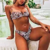 水泳を着る女性用水着Yiiciovy Femme Twe-Piece Bikini Set Swimsuit Ladies Leopard Spaghetti Strap Bikini Bras+ Thong Panties Summer Brazilian Biquini AA230529