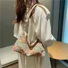 Outras sacolas novas bolsas de mão de lona vintage de moda para mulheres elegantes bordados de flores casuais bolsas de praia bolsas de praia carteiras