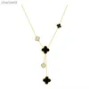 necklace jewelry 4 Leaf Clover Pendant Necklaces Bracelet Stud Earring Gold Silver Mother of Pearl Green Flower Necklace Link Chain L230518