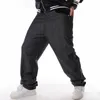 Jeans da uomo Larghi Hip Hop Street Dance Uomini neri Stampati Skateboard Pantaloni da uomo in denim casual dritti Abbigliamento floccato