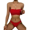 Costumi da bagno da donna Xingqing Estate Costume da bagno da donna Bikini con volant Patchwork Balza con spalle scoperte Senza maniche Push Up Imbottito Slip a vita media