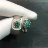 Clusterringen Zilver 1 Uitstekende gesneden Emerald Diamond Wedding Men/Women Light Green Test doorgegeven Moissanite Ring 925