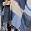 Halsdukar imitation kashmir kvinnor rutig tassel vintage poncho delad halsduk vinter varm sjal wrap kvinnlig stickad kappa tjock filt