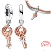 Charms S925 Sterling Sier Two Color Key Sliding Heart Suspension Charm är lämplig för Pandora Armband Halsband Girl Valentines DH6DK