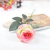 Fiori decorativi Real Touch White Red Rose Decor Seta artificiale Bouquet da sposa floreale Home Party Design Holding Gift