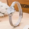 Huans Watch Whomen's Alloy Fine Mesh Band Watch Wholesale Student Fashion Gold Diamond Quartz Wristwatches