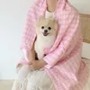 犬小屋ピンクの格子縞の綿糸ペット毛布エアコンキルト屋外ピクニックマットかわいい犬のアクセサリー快適なバスタオル