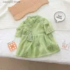 Rompers zomer babymeisjes romper katoen groene bloemen ruches jurk voor baby jumpsuits pasgeboren kleding Chinese stijl 3 6 9 12 maanden T230529