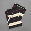 Летние мужские рубашки Polos Дизайнер T Рубашки короткие половые вершины с полосаты