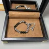 Braccialetti di design di lusso per braccialetti da donna braccialetti alla moda alla moda con lettere personalizzate perline braccialetti per coppie regali di festa all'ingrosso