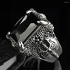 Clusterringen 2023 Solid S925 Pure Silver Sieraden Axe Dragon Claw Domineering Man Ring ingelegd met granaat