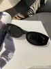 Çerçeveler Miao Jiafeng INS Kişiselleştirilmiş Moda Plakası Dar Çerçeve Güneş Gözlüğü SMU11