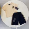 bébé ensemble court vêtements pour enfants luxe enfant vêtir 2pics enfant en bas âge vêtir été garçons filles t-shirts manches courtes costumes à manches courtes lettre d'été ours de luxe