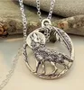 Chaînes 2023 bijoux Vintage feuille creux lune loup rond pendentif collier cadeau en gros