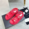 Designer Sandálias Femininas Slides Feminino Couro de Bezerro Cristal Sapatos Casuais Plataforma acolchoada Verão Praia Chinelo Grande Com caixa