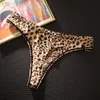 Briefs slipje Ice Silk Leopard Print European en American Style Thong Sexy naadloos laagbouw katoen kruis Girl Pants Sports T-pants J230530