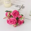 Dekorativa blommor 5 Huvud Artificial Flower Romantic Rose Bouquet Bride Holding Wedding Decoration Party Festival levererar växter Heminredning