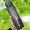 Toptrek Sports Water Bottle 650ml/1000ml BPA無料屋外スポーツ飲料水ボトルリークプルーフ1リットルP230530