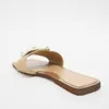 Sandaler kvinnor platt med bred vävd rem Autumn Front Pearl Slippers Woman Squared Toe Sexiga Beach Slides