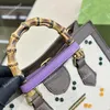 Große Kapazität Schultertaschen Clutch Diana Bambus Handtasche Mode bestickter Buchstabendruck verstellbare Leder Umhängetasche D2305302F