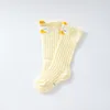 Meias para meninas recém-nascidas de desenho animado Algodão de algodão infantil meias de joelho alto por 0-3 anos 1 par de meias de malha respirável algodão novo