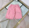 Set di abbigliamento di design di lusso per bambini T-shirt con monogramma shortst moda marchio di moda britannico estate tesori per bambini ragazze cotone rosa due pezzi 23