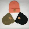 Chapéus de grife gorro de inverno gorro de tricô chapéu 100% acrílico liso couro tingido patch logo inverno caveira gorros mais grossos boné