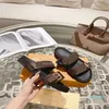 المصمم الفاخر Sandals Beach Travel Sandals Flip-Flops Flops Laiders Multi Color Slide Shoes 35-42