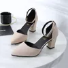 Sandaler designer Buckle Fashion Women Summer High Heels Party Dress Sexy 2023 Chunky Pumpar Point Toe Slipers