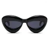 Güneş gözlükleri y2k vintage kedi göz kadınları erkekler için moda tasarımcısı serin dudak güneş gözlükleri trend punk büyük çerçeve tonları