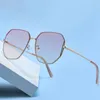 Lunettes de soleil Fashion Vintage en acier inoxydable Pochromic Sun Glasses Femme des lunettes de caméléon avec boîte Gift