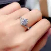 Bagues en grappe 925 argent coeurs et flèches de haute qualité 2 en forme de V carbone quatre griffes bague en diamant femme bijoux cadeau