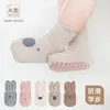 Herbst Winter Baby Socken Kinder Boden Socken gekämmte Baumwollbaby Nicht-Schlupf-Kleinkindsocken Neugeborene Cartoon Baumwollsocken